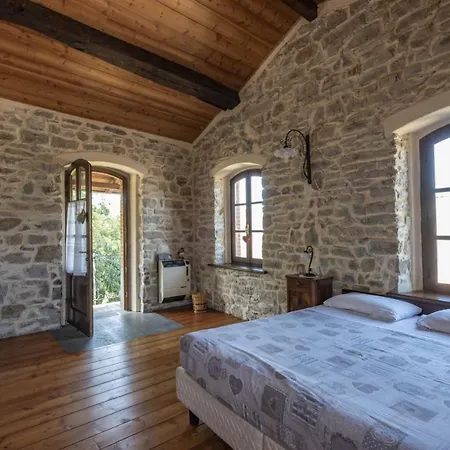 “all'antica Dogana” * Bosco (Parma)