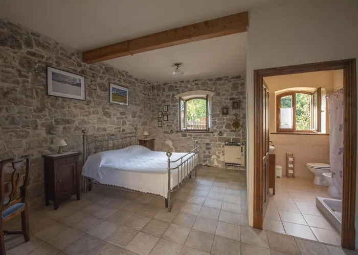 “all'antica Dogana”